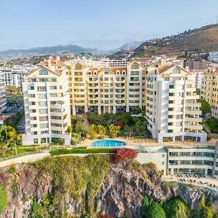Super Cliff Apartmán Funchal (Madeira)