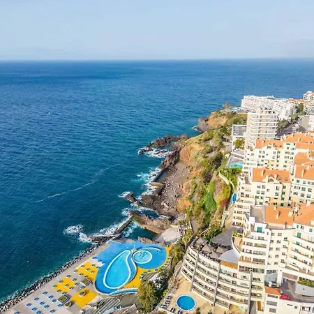 Super Cliff * Funchal (Madeira)