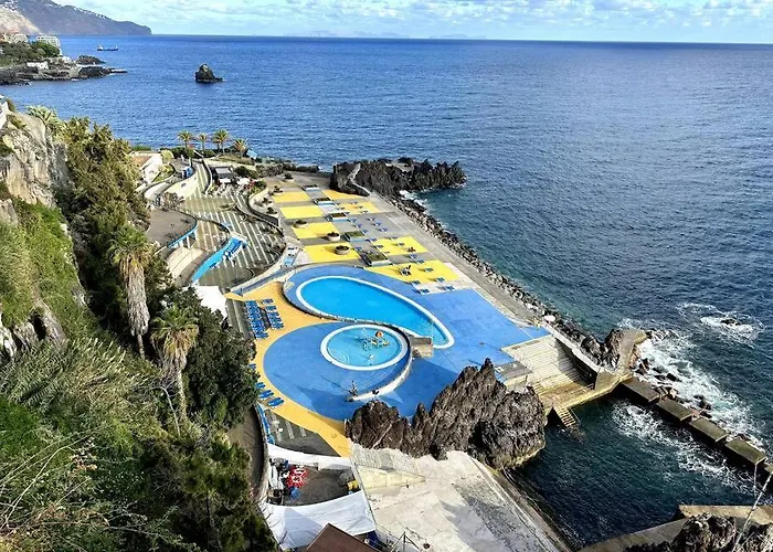 Super Cliff 아파트 *